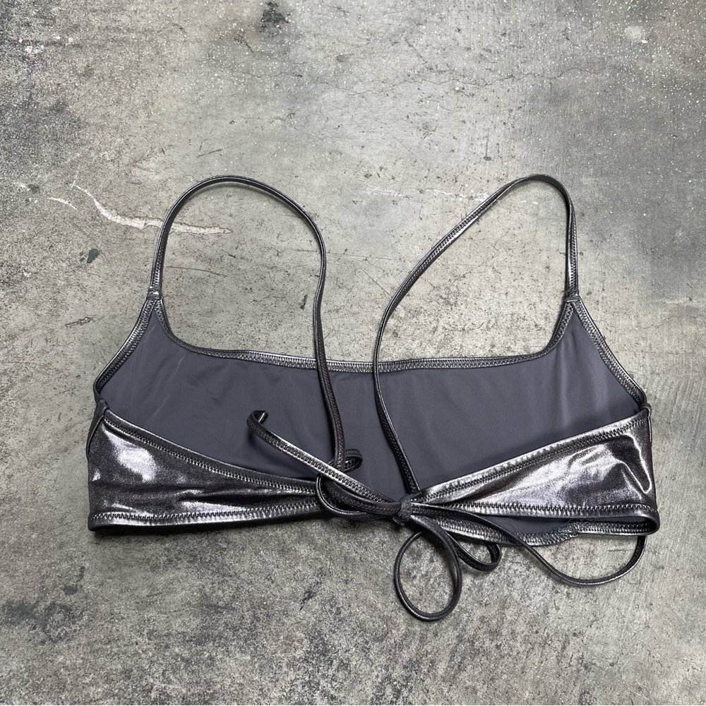 SKIMS Metallic Silver Bralette Bikini Top Festival 2X NWT - Picture 3 of 4